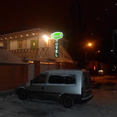 צ'ורנומורסק Hotel Sicilia מראה חיצוני תמונה
